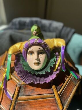 Purple & Gold Mardi Gras Jester Wall Mask